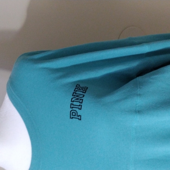 VS PINK Sweater - Picture 2 of 4